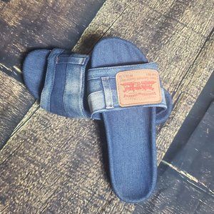 Levi sandals